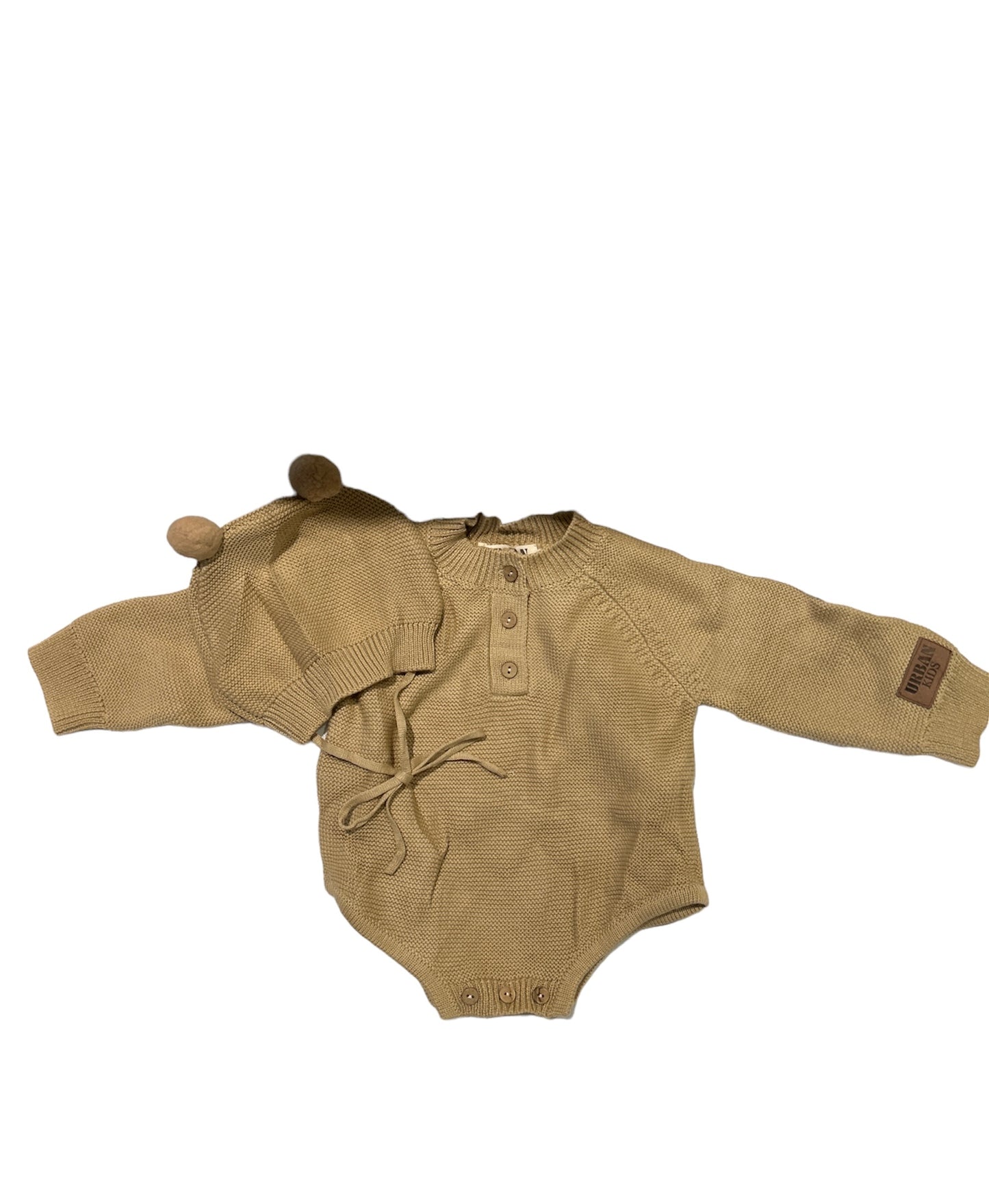 Beary Cute Knit Set – Cozy, Stylish, and Perfect for Your Little One!